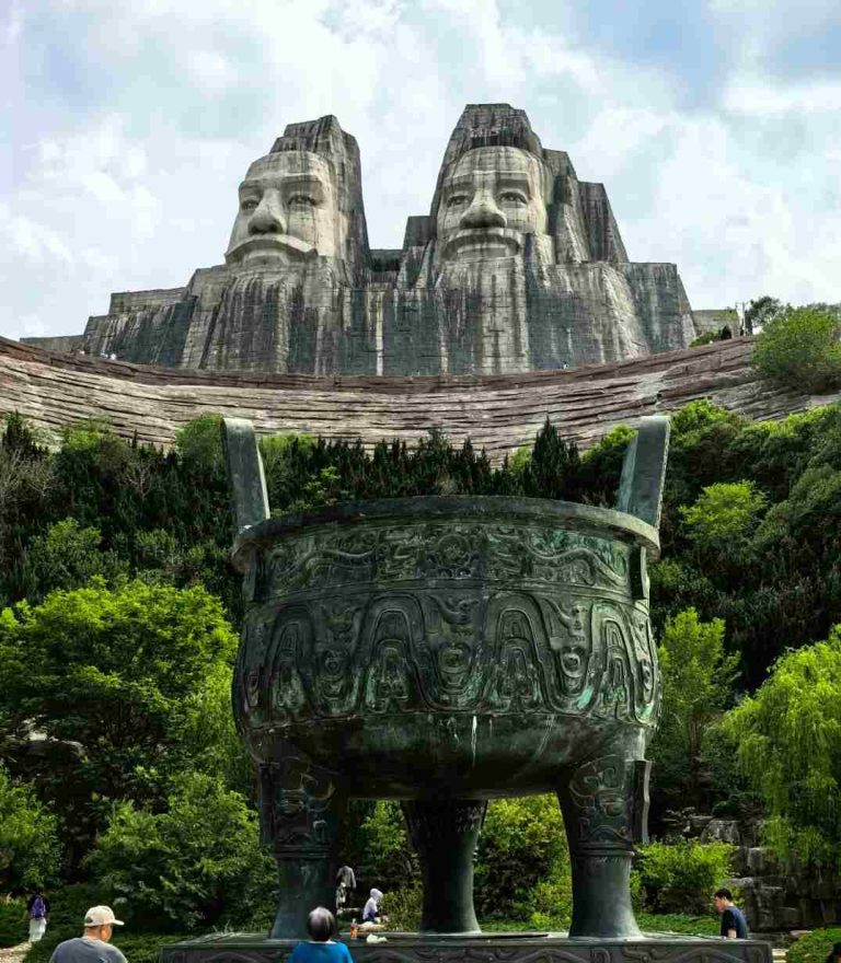 One Day in Zhengzhou: Perfect 24-Hour Itinerary for First-Time Visitors (2026)